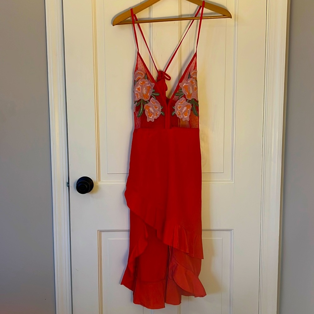 New with tags. STUNNING, embroidered dress. A real show stopper!